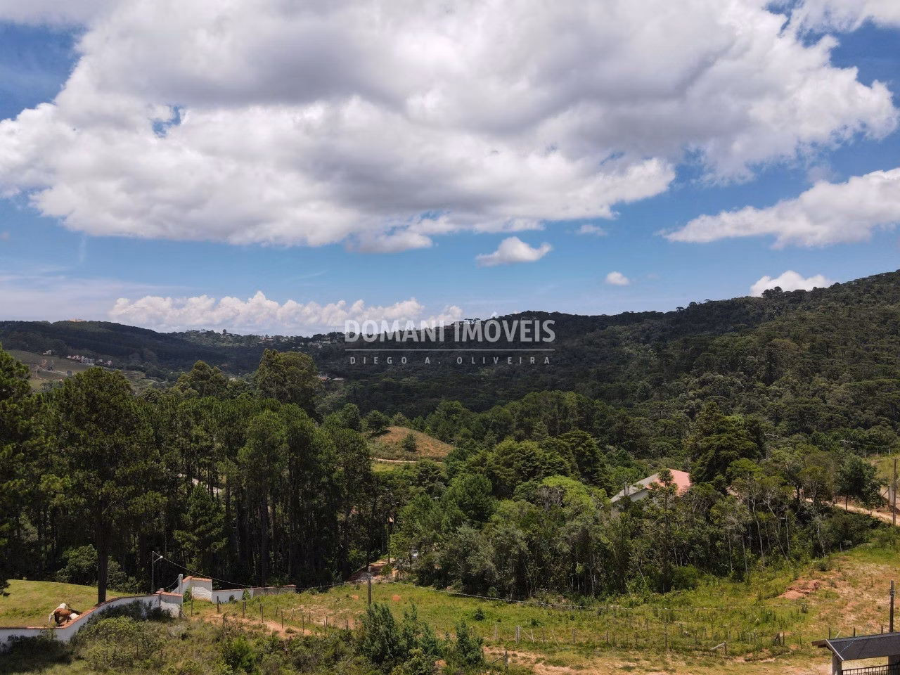 Plot of 1,350 m² in Campos do Jordão, SP, Brazil