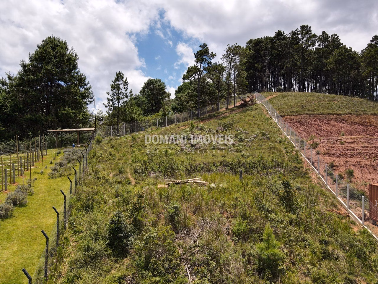 Plot of 1,350 m² in Campos do Jordão, SP, Brazil