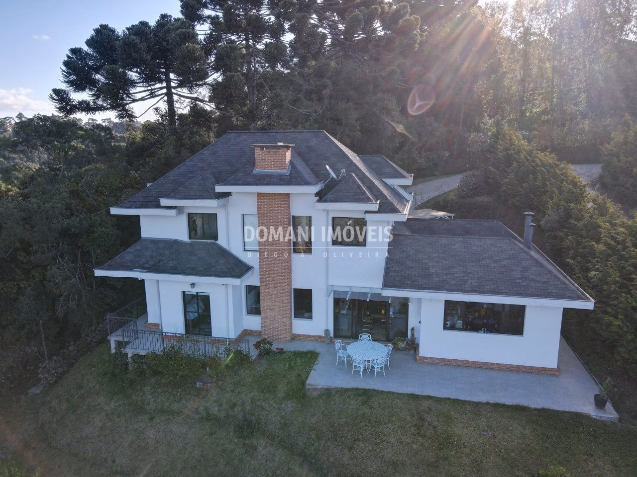 House of 1,110 m² in Campos do Jordão, SP, Brazil