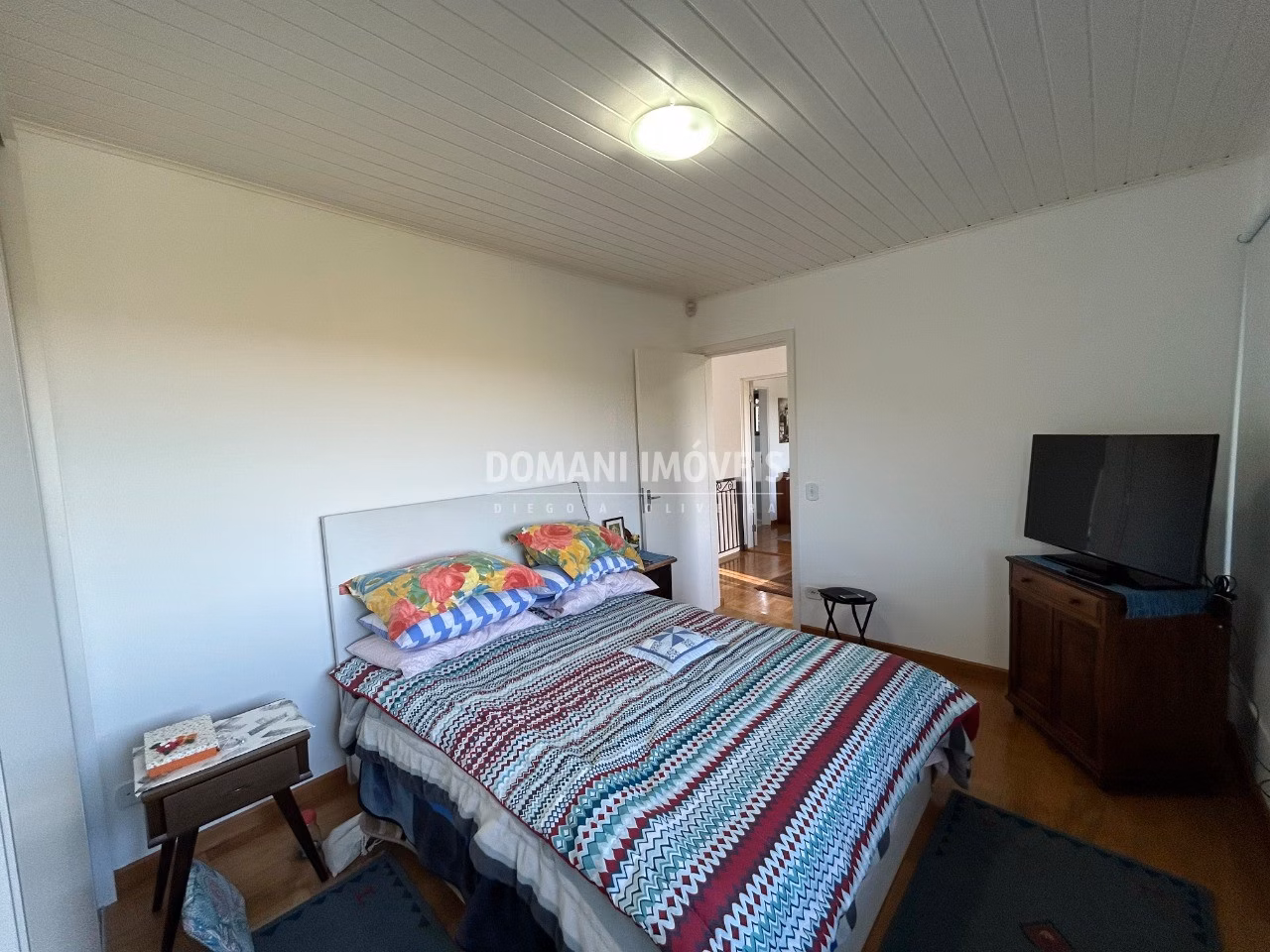Casa de 1.110 m² em Campos do Jordão, SP