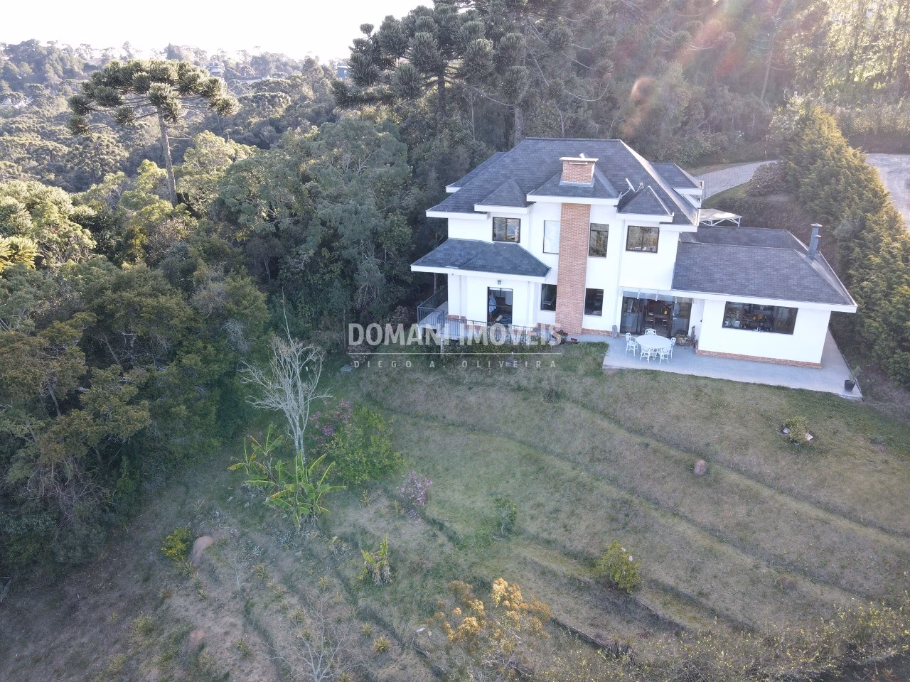 House of 1,110 m² in Campos do Jordão, SP, Brazil