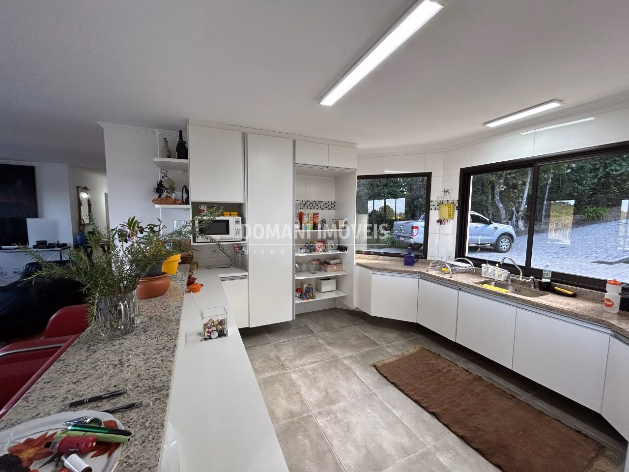House of 1,110 m² in Campos do Jordão, SP, Brazil