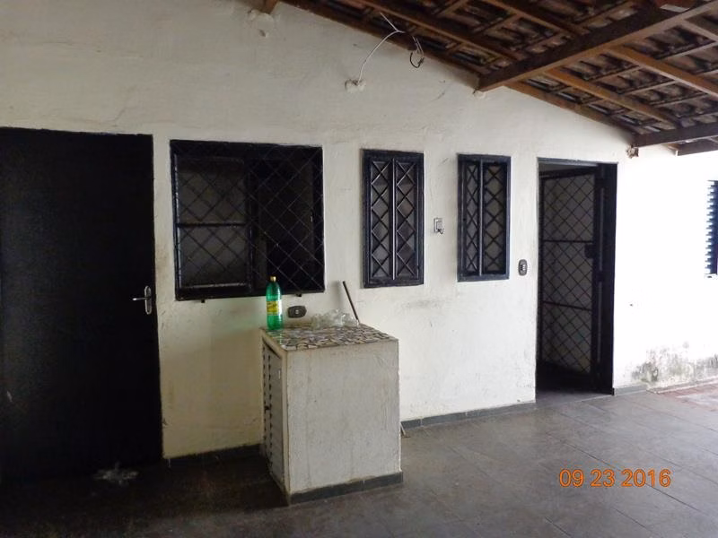 Casa de 300 m² em Araçatuba, SP