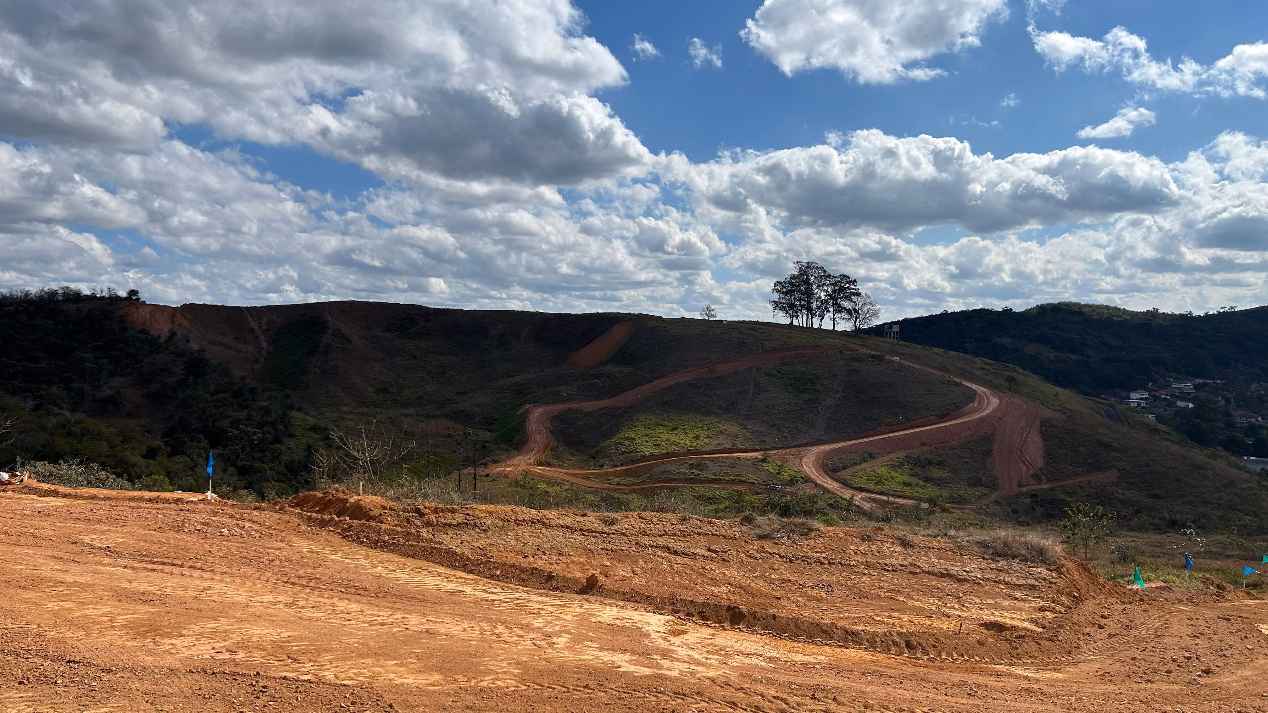 Plot of 300 m² in Juiz de Fora, MG, Brazil