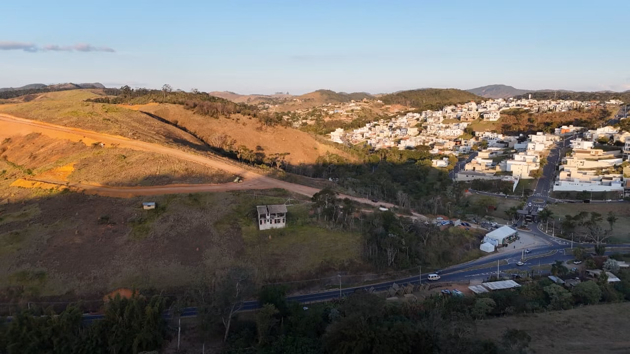 Plot of 300 m² in Juiz de Fora, MG, Brazil