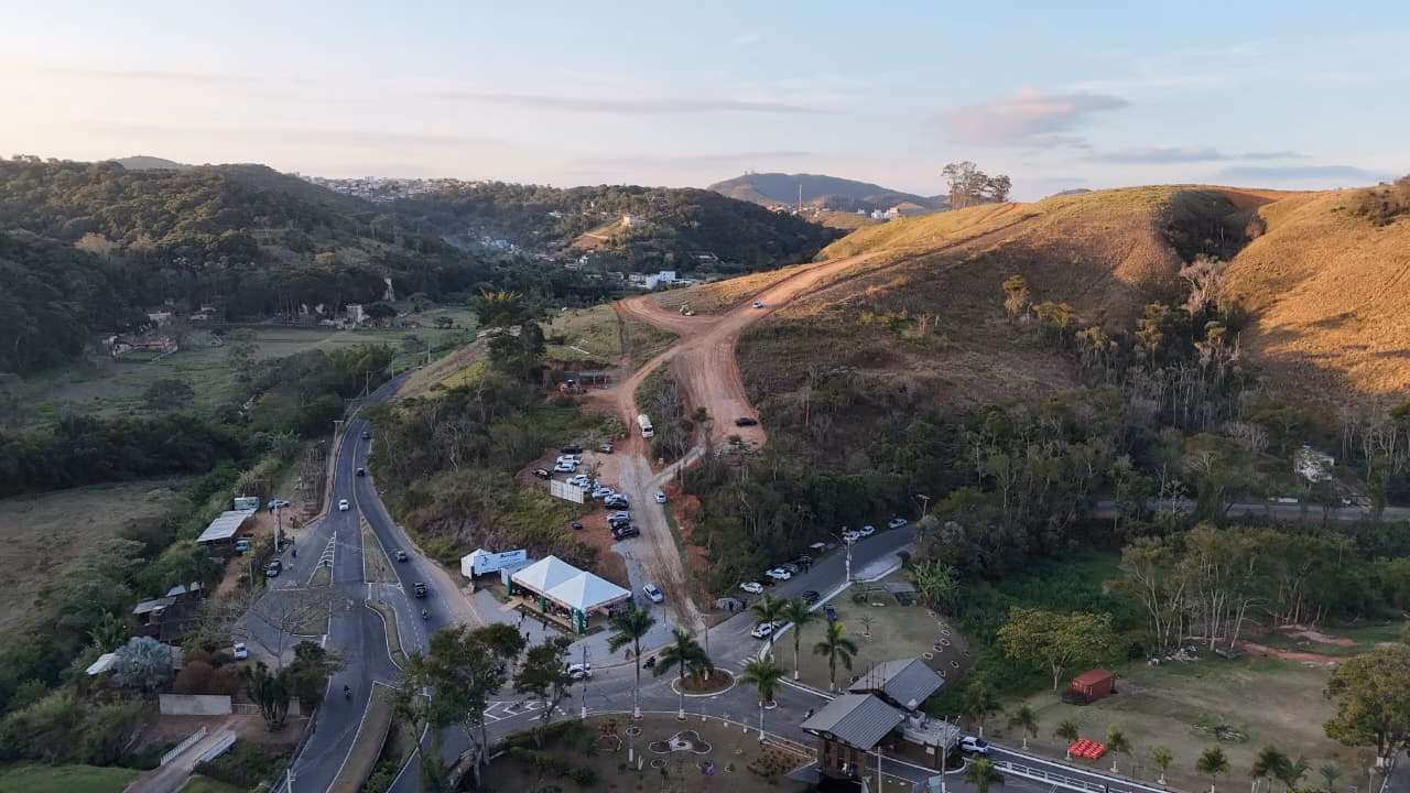 Plot of 300 m² in Juiz de Fora, MG, Brazil