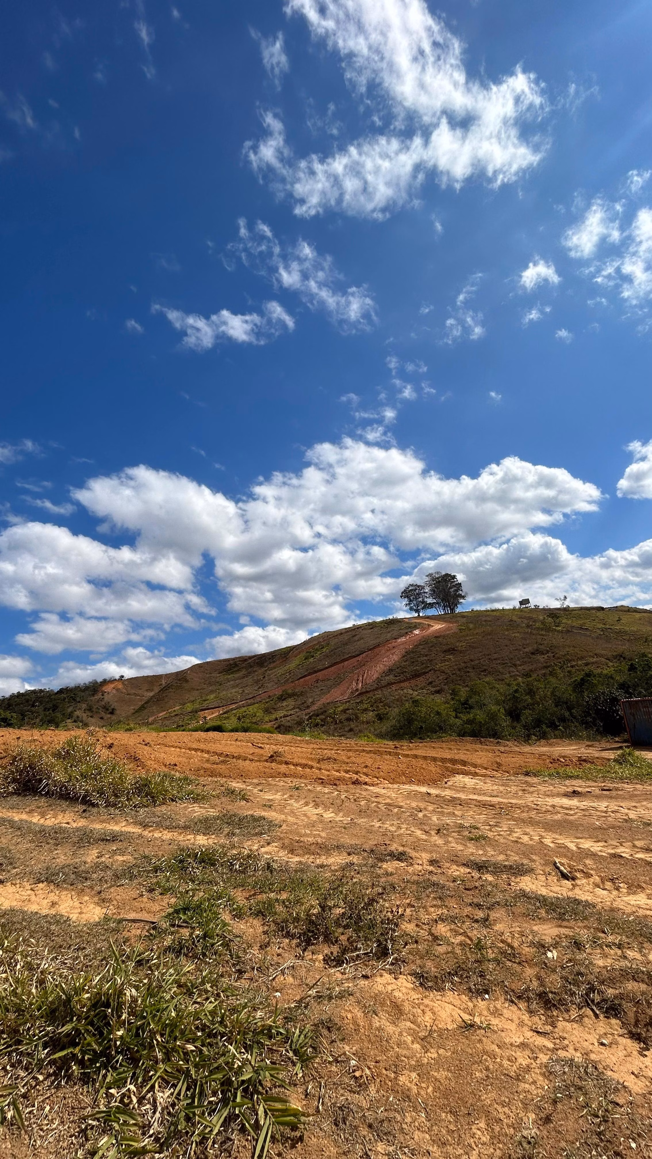 Plot of 300 m² in Juiz de Fora, MG, Brazil