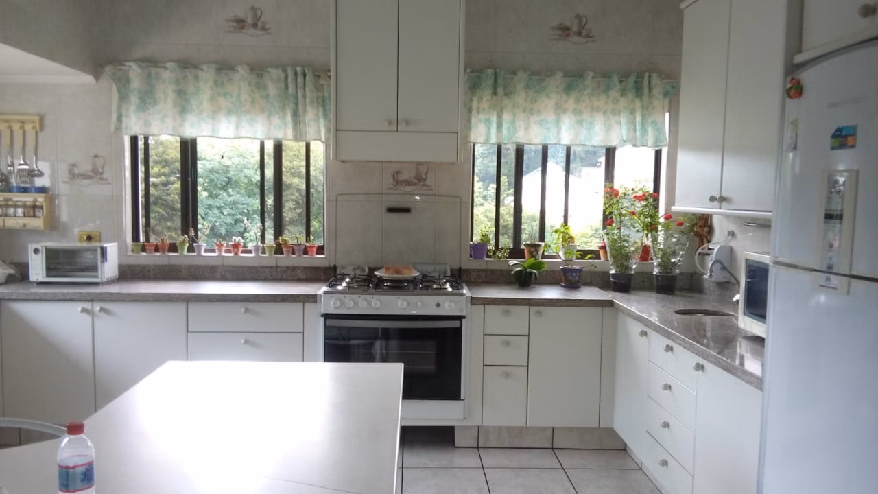 Casa de 750 m² em São Paulo, SP