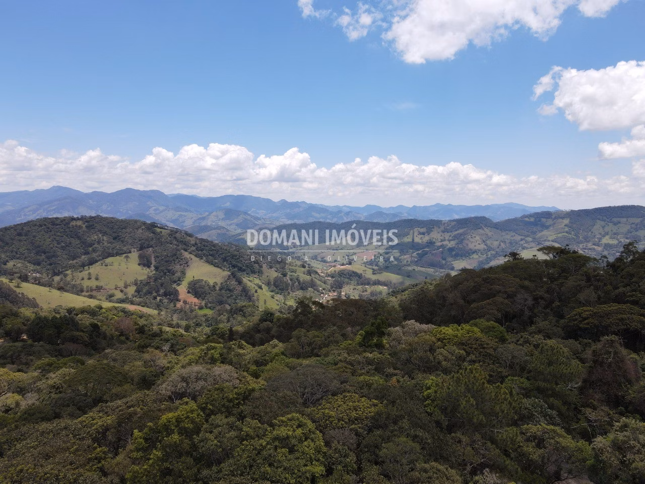 Plot of 1,350 m² in Campos do Jordão, SP, Brazil
