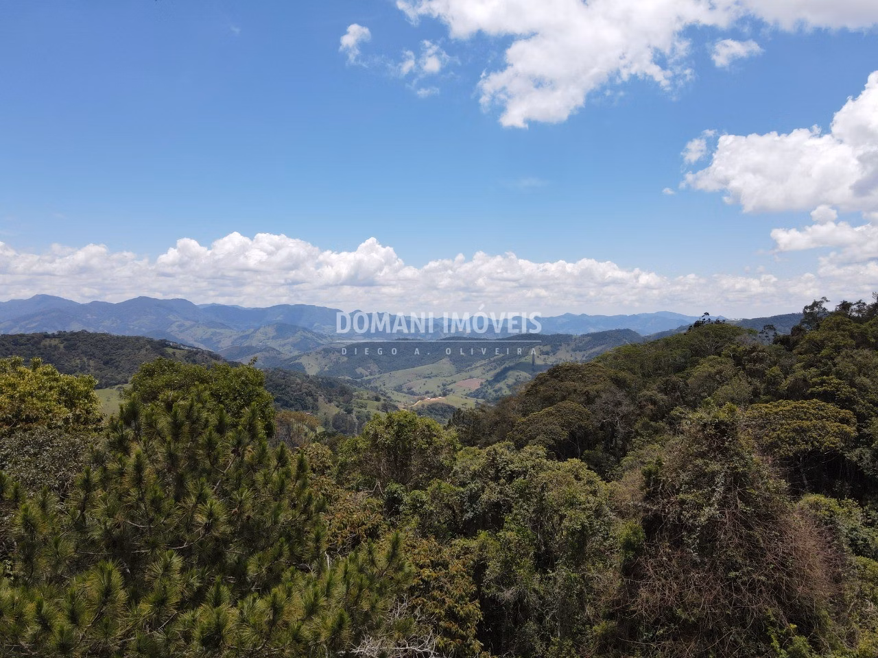 Plot of 1,350 m² in Campos do Jordão, SP, Brazil