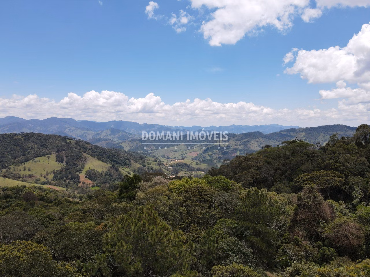 Plot of 1,350 m² in Campos do Jordão, SP, Brazil