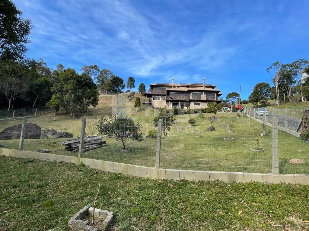 Fazenda de 2.300 m² em Rancho Queimado, SC