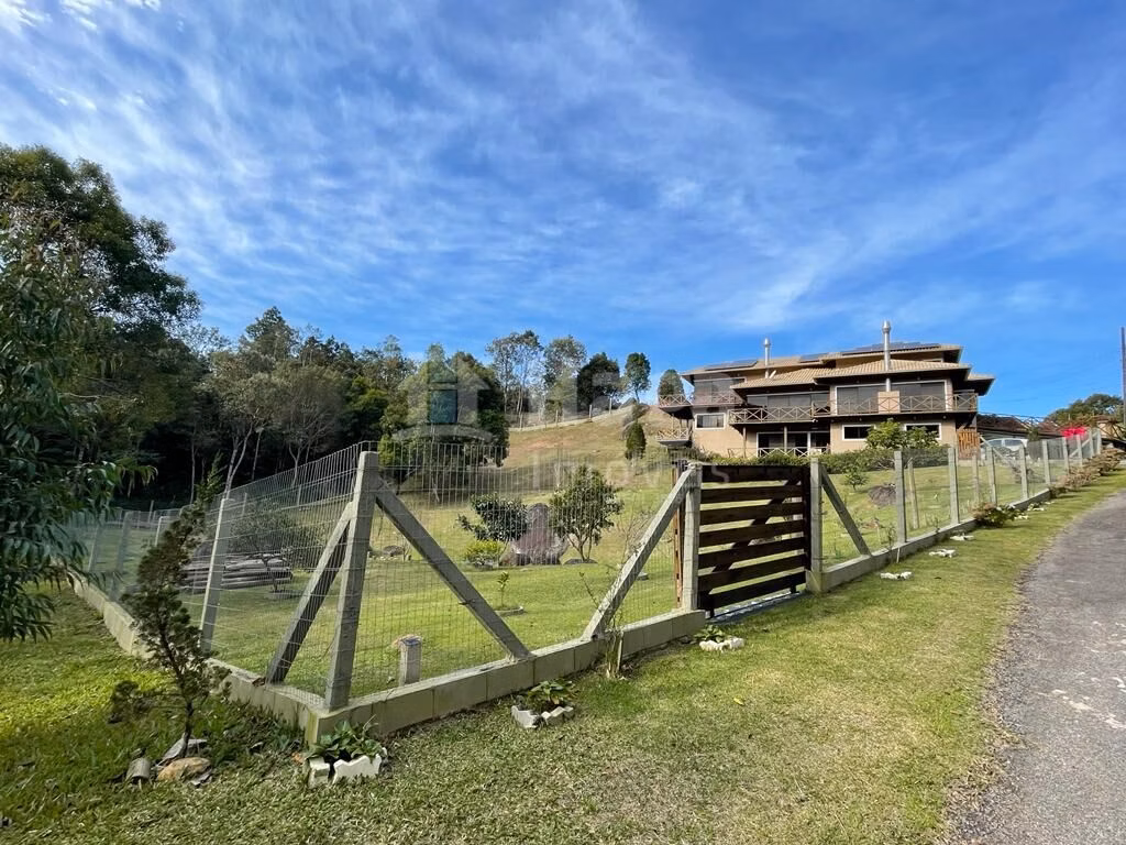 Fazenda de 2.300 m² em Rancho Queimado, SC