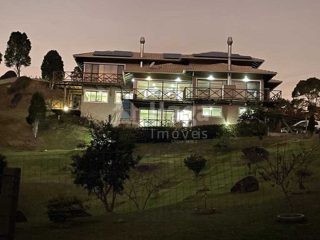 Fazenda de 2.300 m² em Rancho Queimado, SC