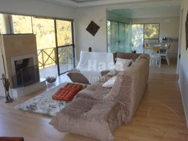 Fazenda de 2.300 m² em Rancho Queimado, SC