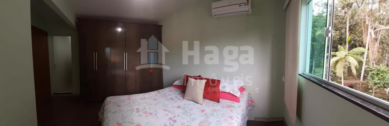Casa de 412 m² em Itajaí, SC