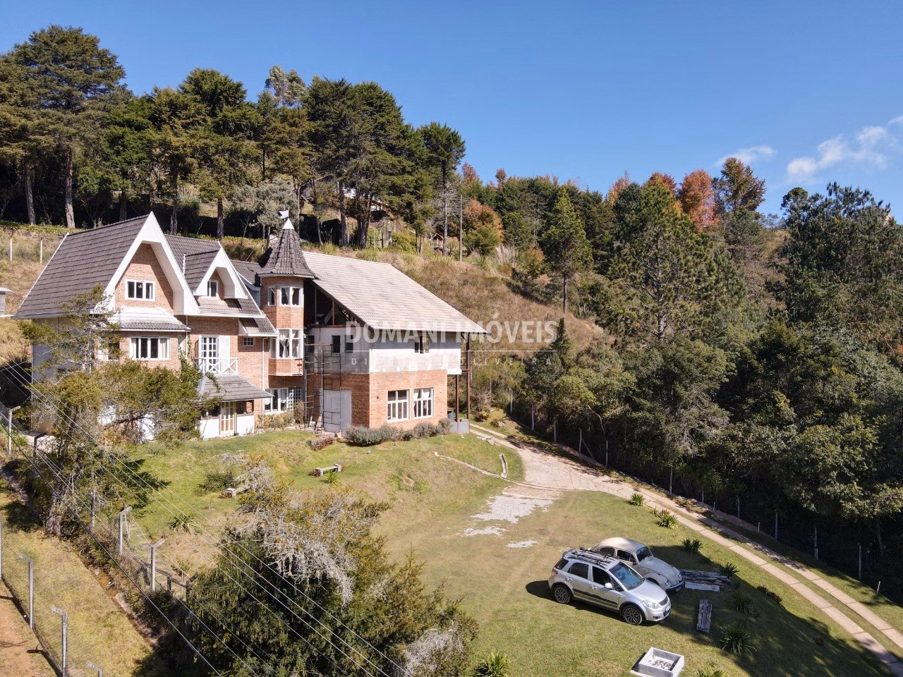Lodging of 2,010 m² in Campos do Jordão, SP, Brazil