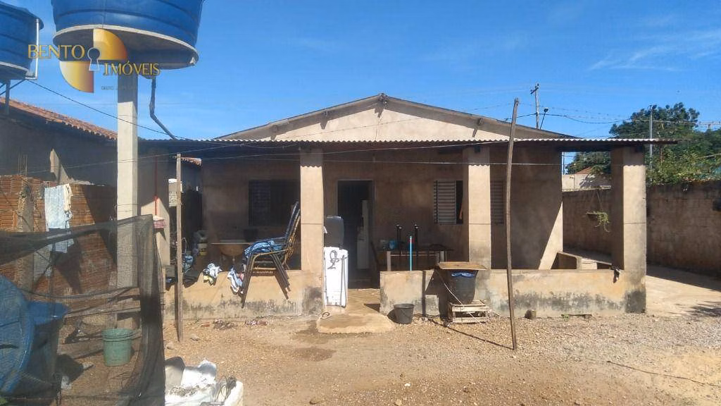 Casa de 360 m² em Várzea Grande, MT