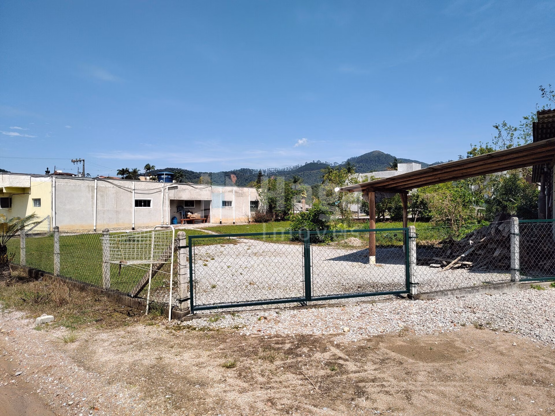 Terreno de 2.052 m² em Guabiruba, SC