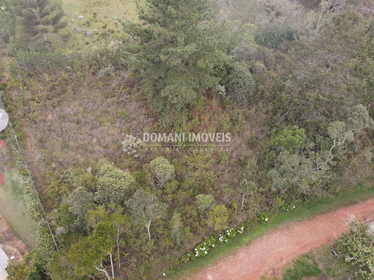 Terreno de 1.200 m² em Campos do Jordão, SP