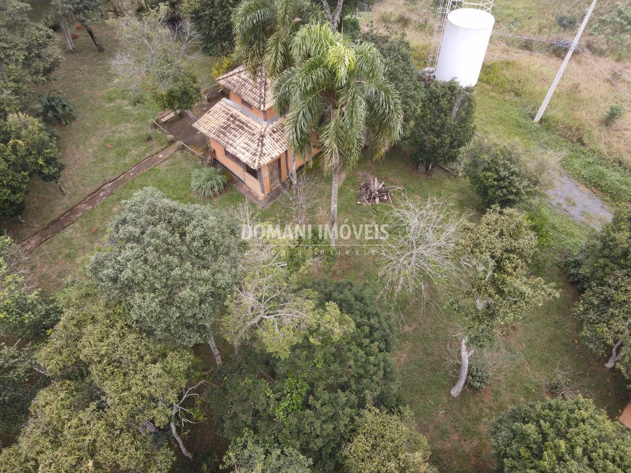 Casa de 1 ha em Santo Antônio do Pinhal, SP