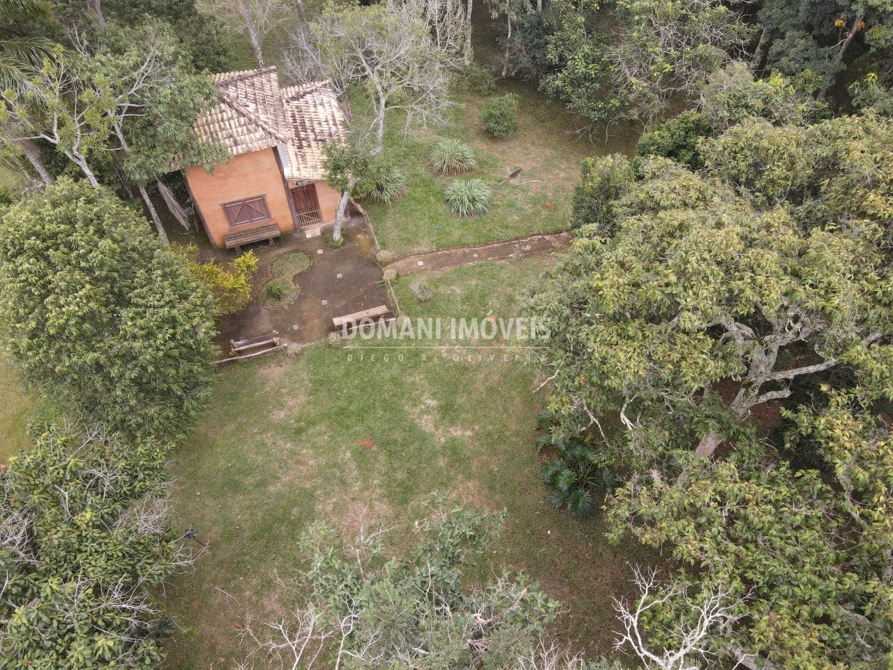Casa de 1 ha em Santo Antônio do Pinhal, SP