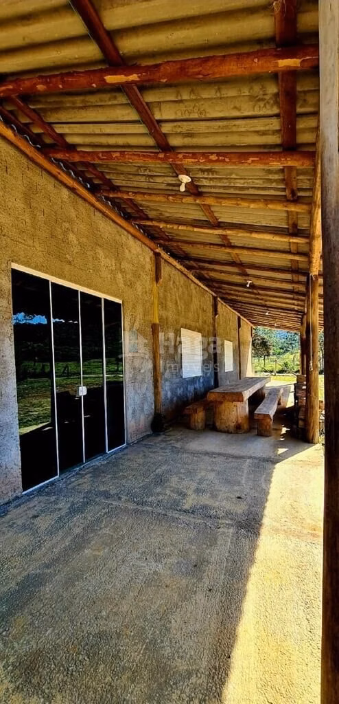 Chácara de 4.700 m² em Porto Belo, SC
