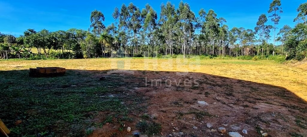 Chácara de 4.700 m² em Porto Belo, SC