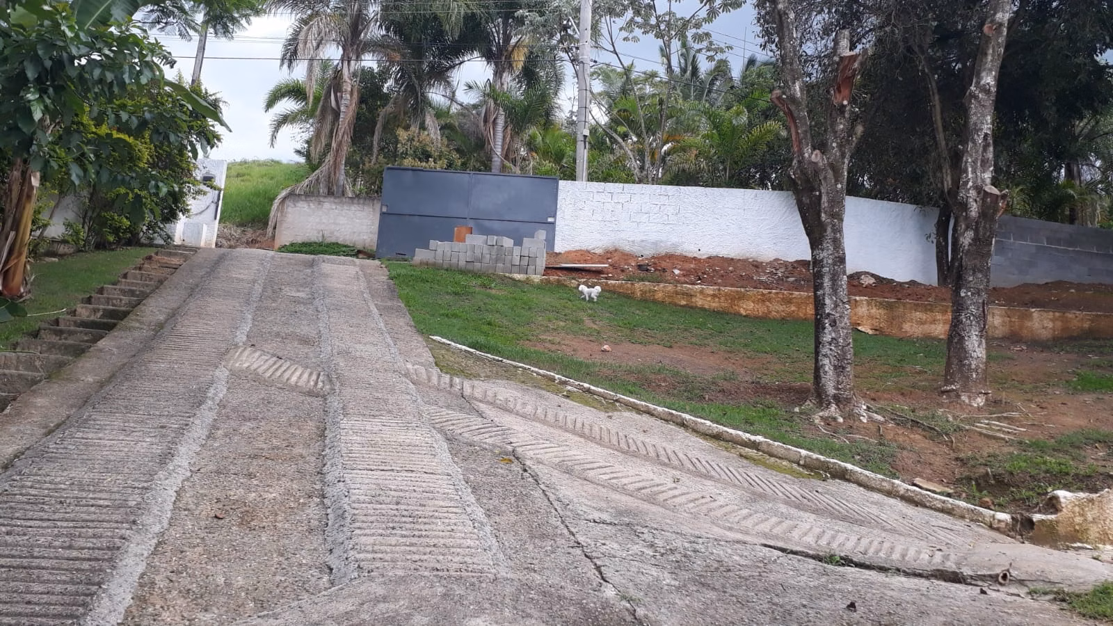 Chácara de 1.200 m² em São José dos Campos, SP