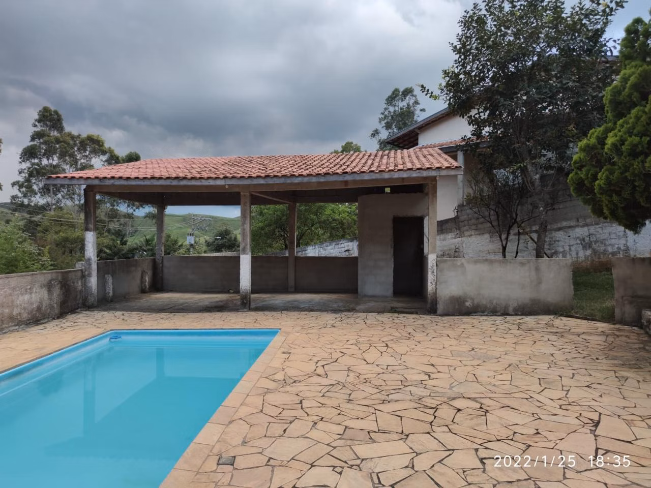 Chácara de 1.200 m² em São José dos Campos, SP