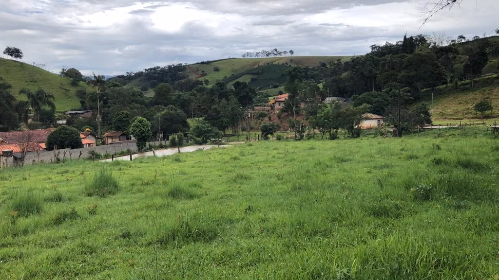 Terreno de 3.600 m² em Congonhal, MG