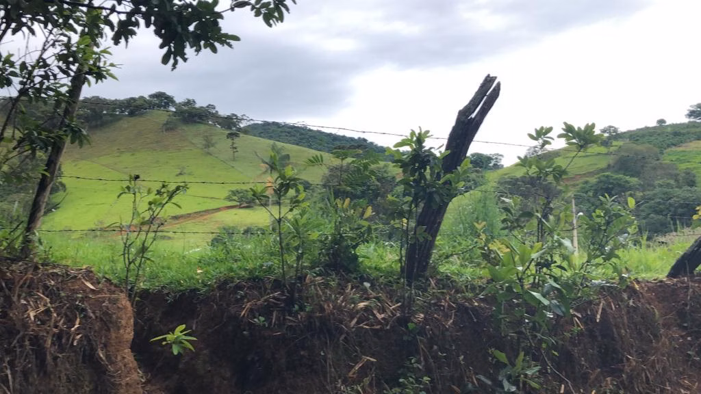 Terreno de 3.600 m² em Congonhal, MG