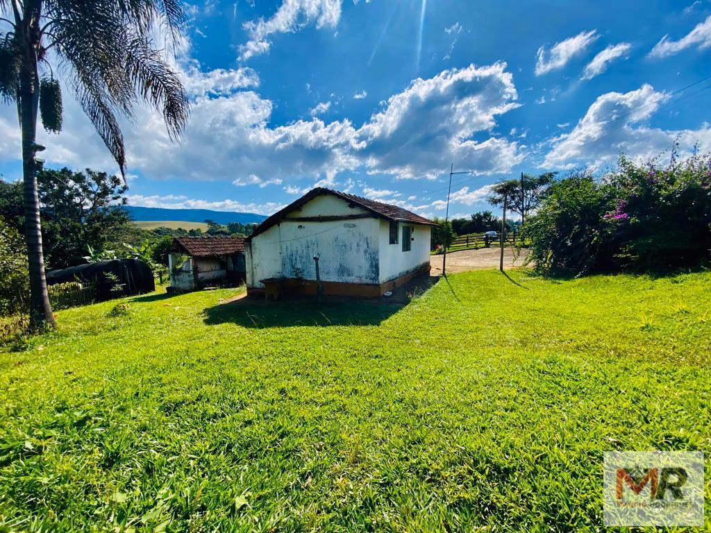 Sítio de 24 ha em Pouso Alegre, MG