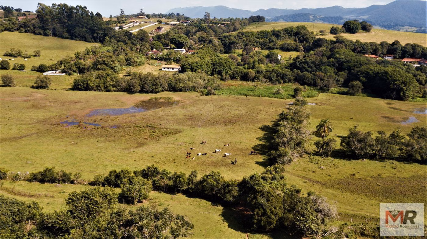 Small farm of 60 acres in Pouso Alegre, MG, Brazil