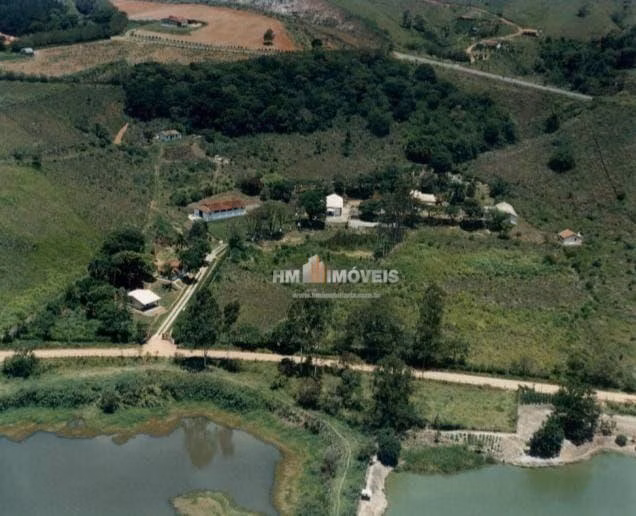 Имение на продажу 9 ha в Piracaia, SP
