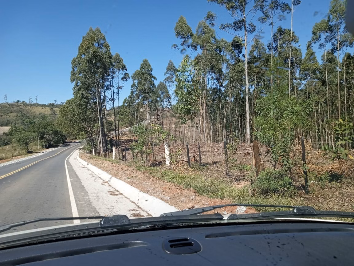 Sítio de 34 ha em Piedade, SP