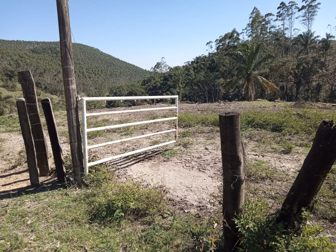 Sítio de 34 ha em Piedade, SP