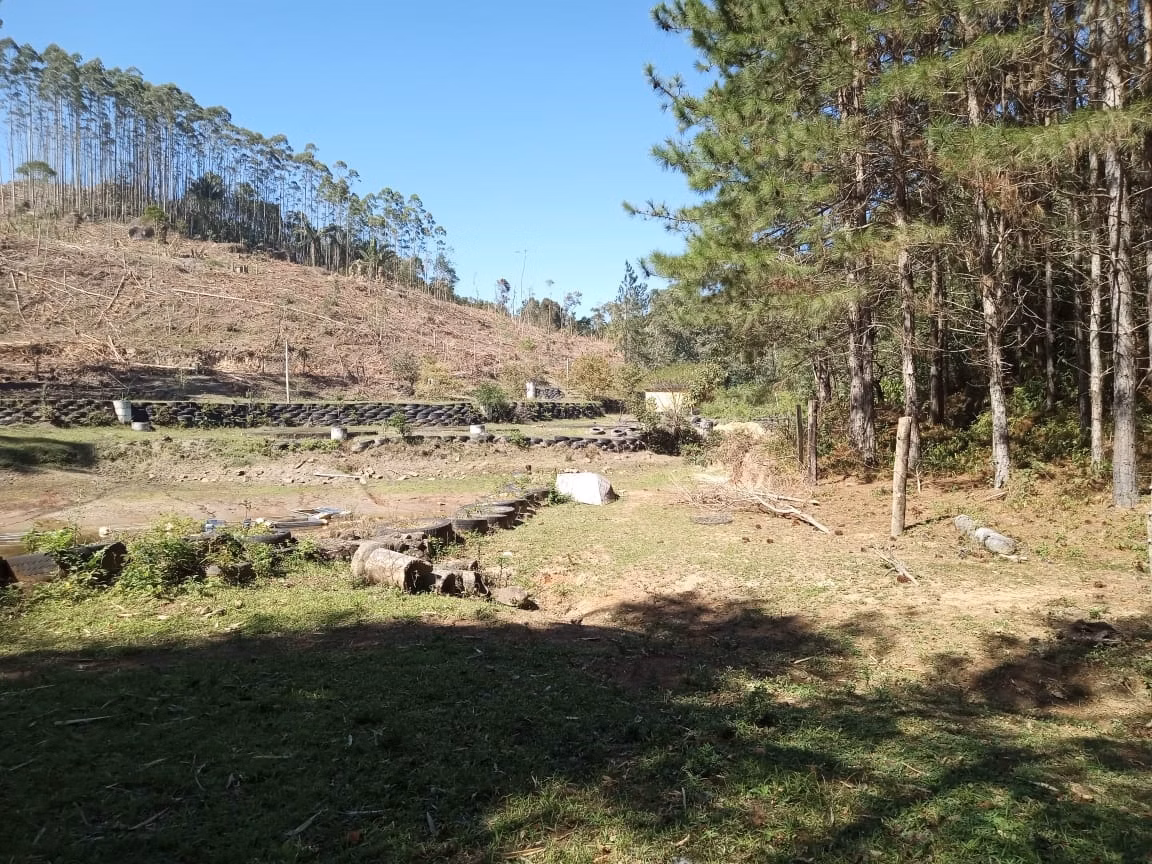 Sítio de 34 ha em Piedade, SP