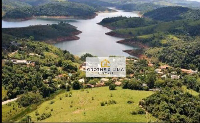 Chácara de 2.300 m² em Santa Branca, SP