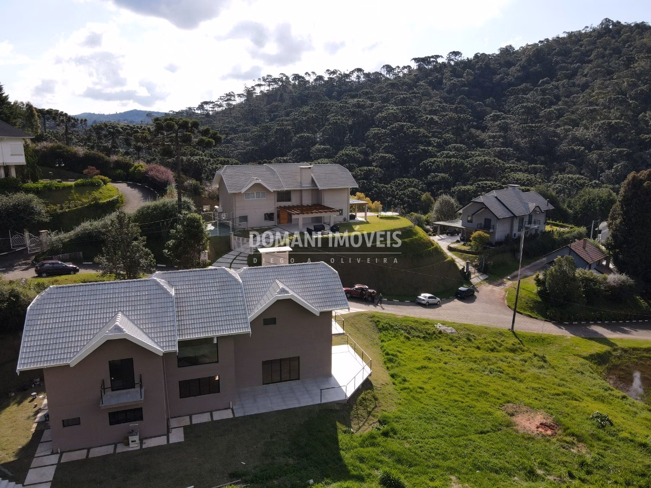 House of 1,220 m² in Campos do Jordão, SP, Brazil
