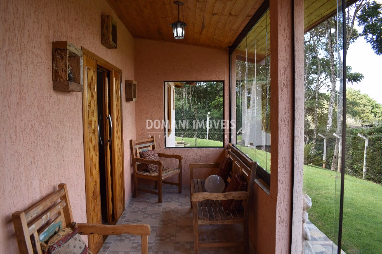 Casa de 4.000 m² em Campos do Jordão, SP