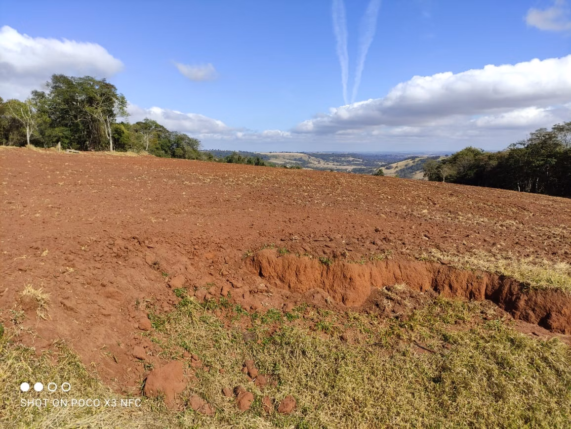 Sítio de 27 ha em Angatuba, SP