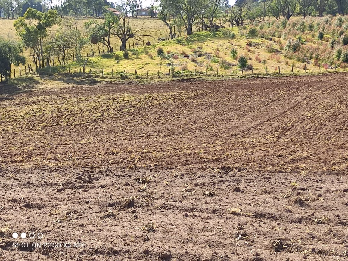 Sítio de 27 ha em Angatuba, SP