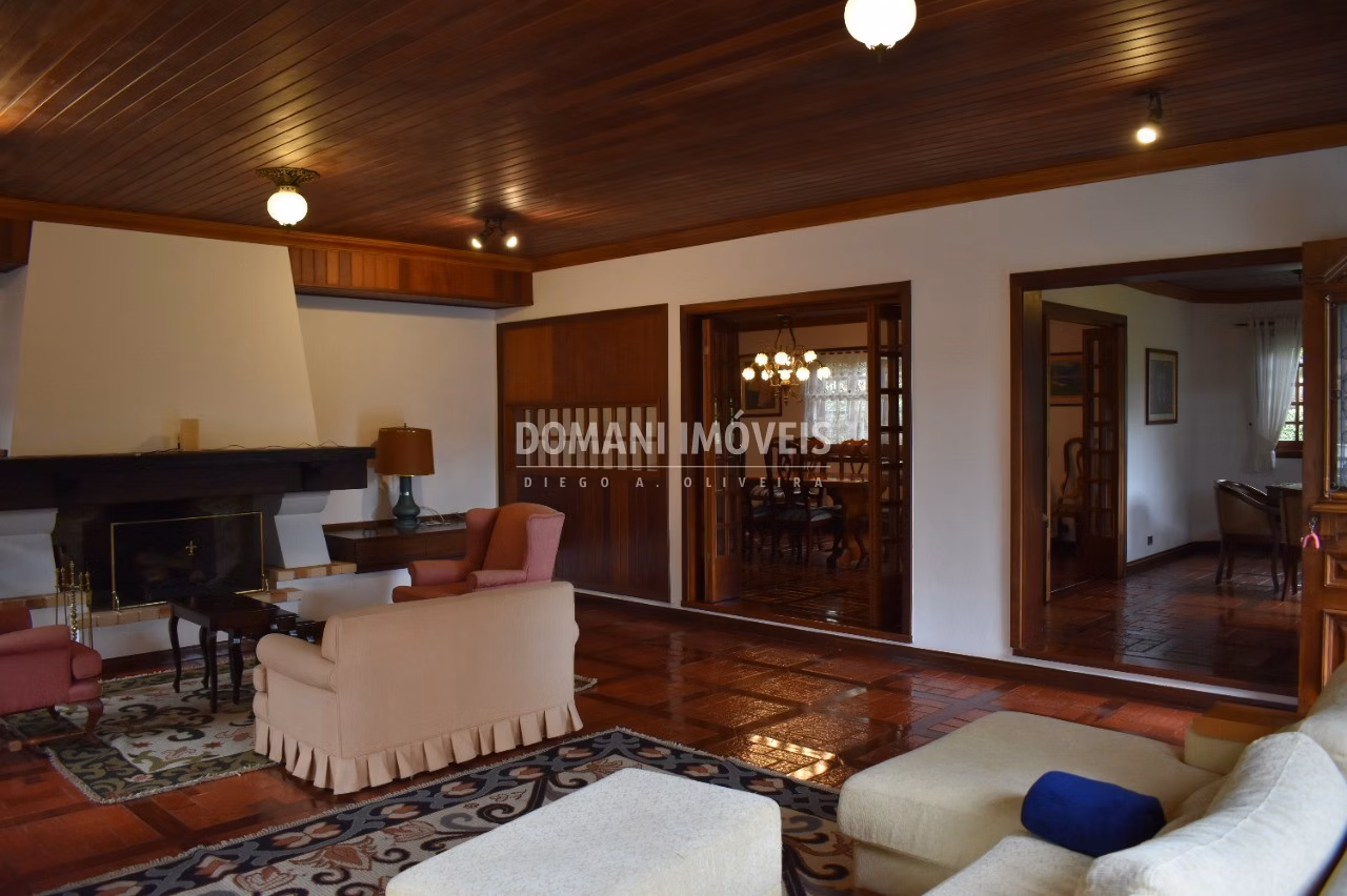 House of 1,070 m² in Campos do Jordão, SP, Brazil