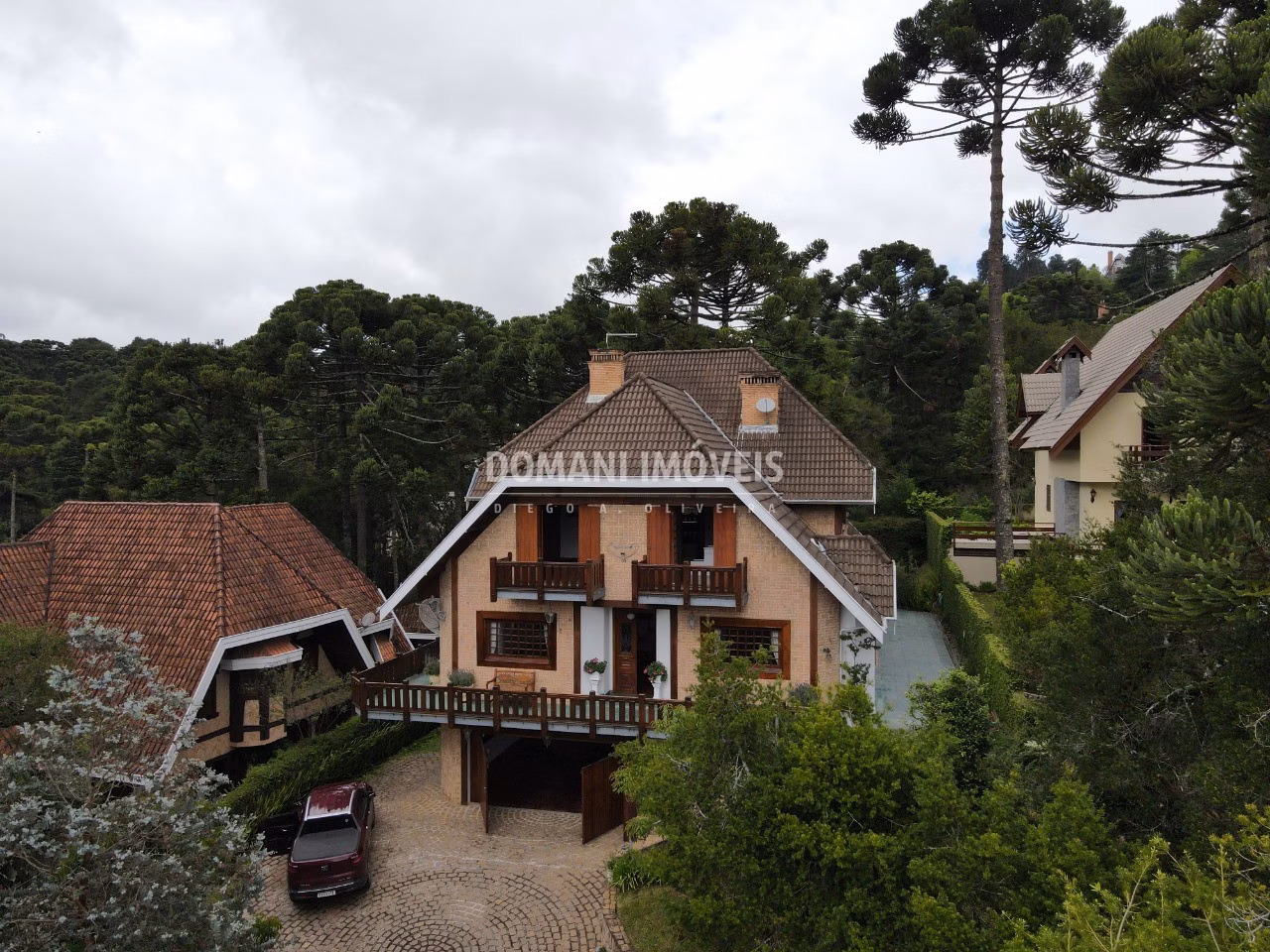 House of 1,070 m² in Campos do Jordão, SP, Brazil