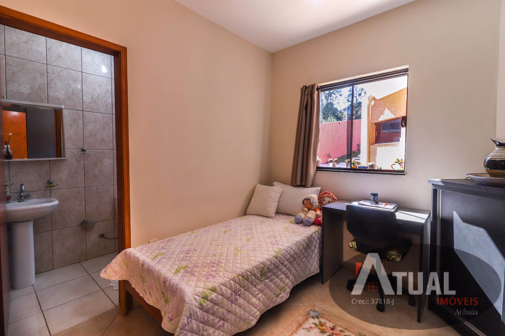 Chácara de 2.100 m² em Atibaia, SP