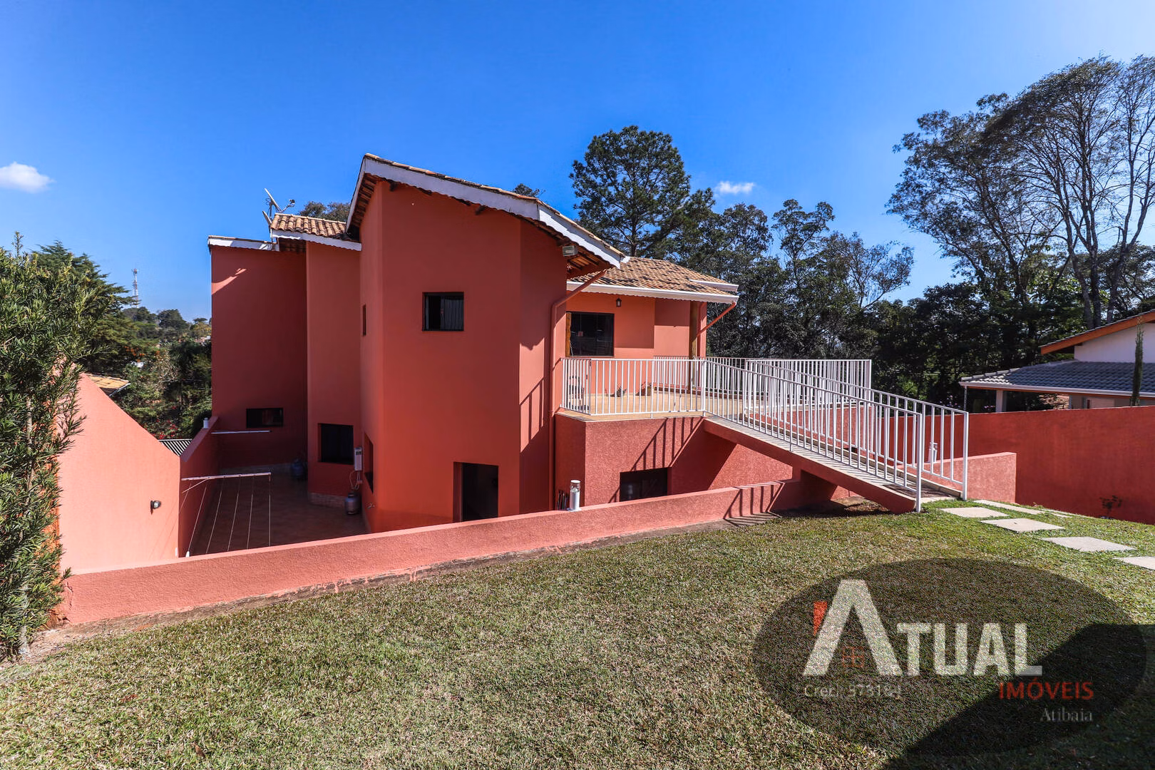 Chácara de 2.100 m² em Atibaia, SP