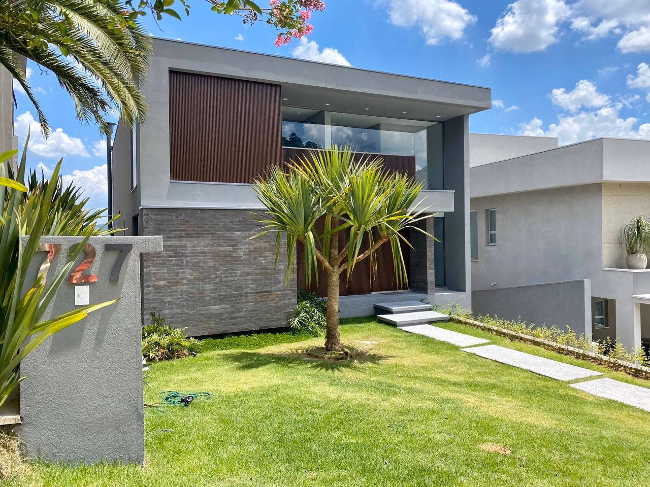 Casa de 505 m² em Santana de Parnaíba, SP