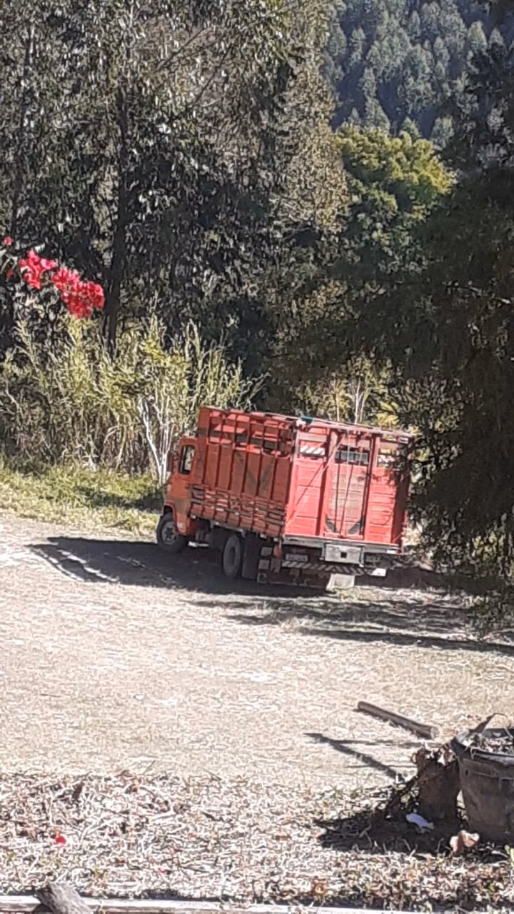 Sítio de 12 ha em Paraibuna, SP