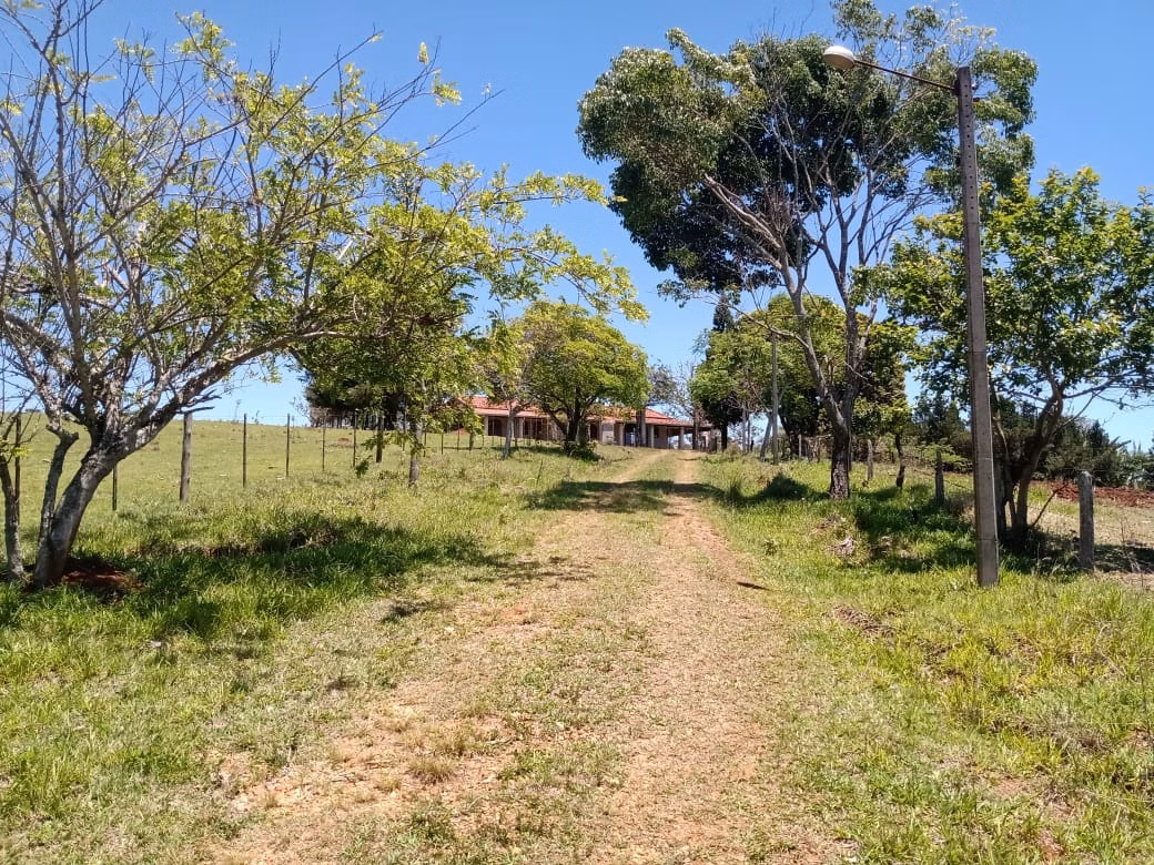 Sítio de 15 ha em Angatuba, SP